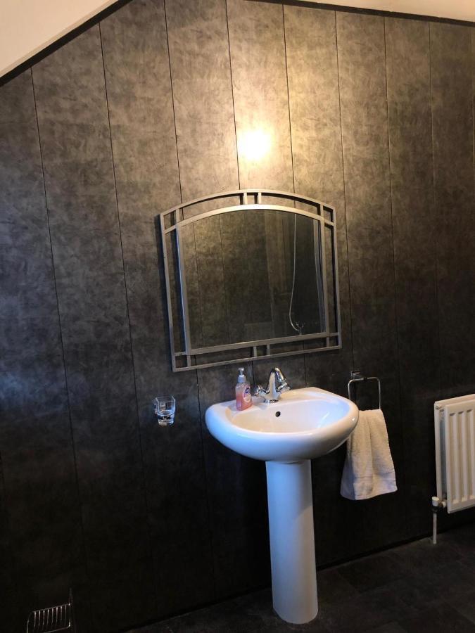 Glendona Lodge Glenavy Екстер'єр фото